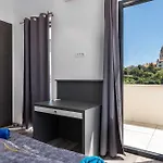Charming Magnifica With Heated Pool For 8 Villa *