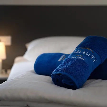 Charming Magnifica With Heated Pool For 8 Funtana